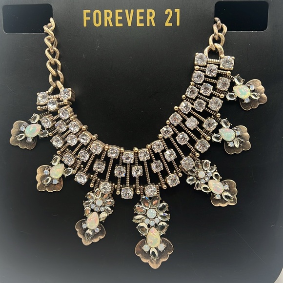Necklace NWT forever 21 - Picture 3 of 5